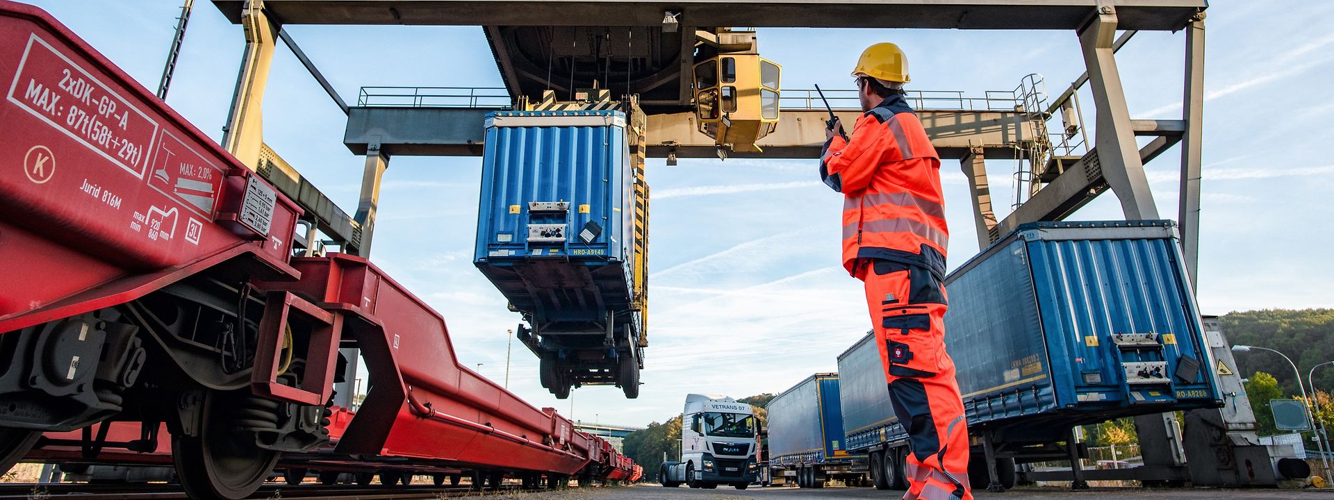 Intermodal_stage